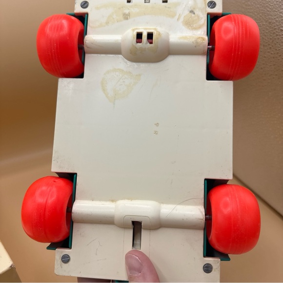 Vintage Fisher Price Little People Play Family Camper Top & Truck - see pics - Picture 10 of 11